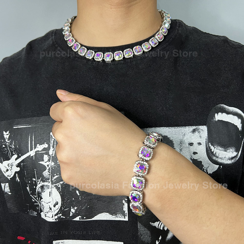 Brilliant Multi Colors Iced Ou - Cuban Link Chain 12Mm recension och pris