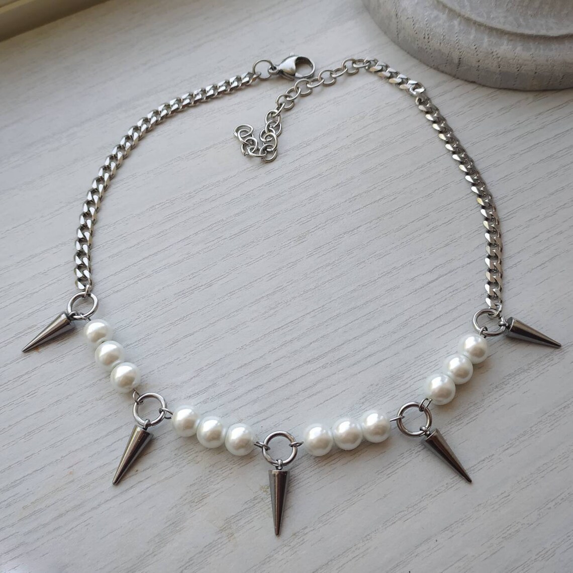 Egirl Pearl Spike Necklace DIY - Goth Punk Spike Choker recension och pris