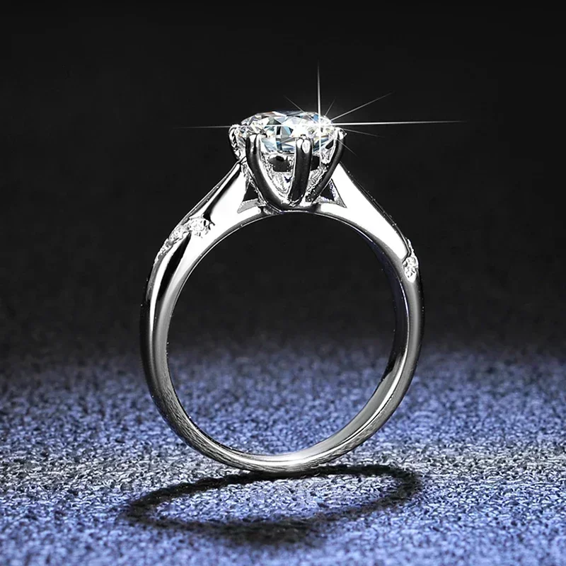Eldorado Gold  100% Original C - Moissanite Engagement Ring 1 Carat recension och pris