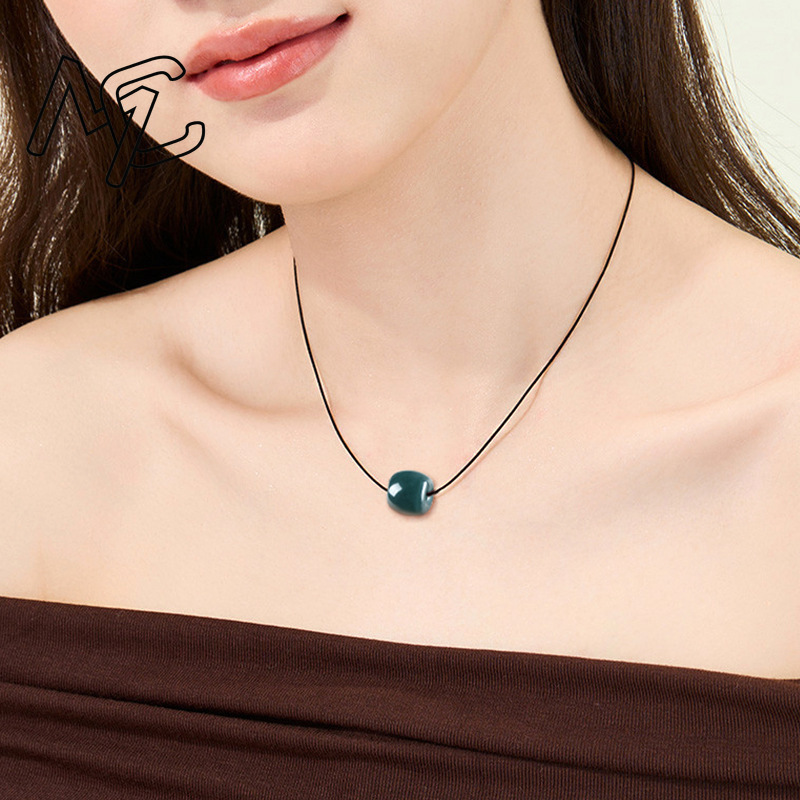 Natural Myanmar Emerald Deep B - Necklaces recension och pris