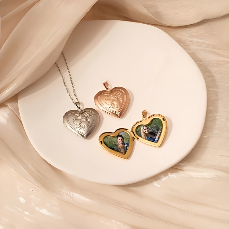 Custom 1/2 Photo Necklace Hear - Heart Locket Necklace Photo recension och pris